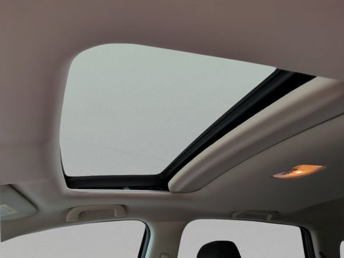 Used 2015 Honda CR-V EX image 32