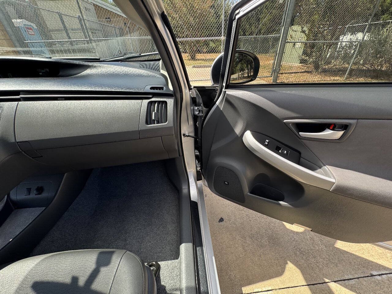 Used 2011 Toyota Prius Three FWD image 37