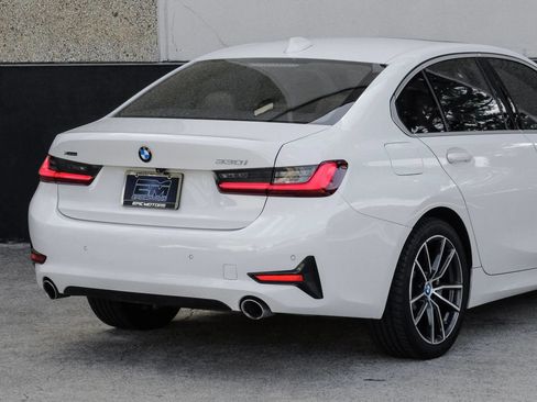 Used 2022 BMW 330i xDrive Sedan w/ Driving Assistance Package AWD/4WD image 11