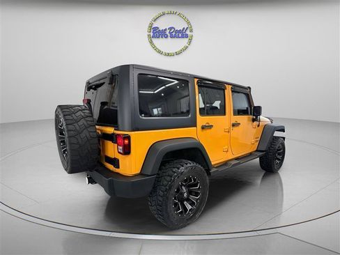 Used 2012 Jeep Wrangler Unlimited Sport AWD/4WD image 6