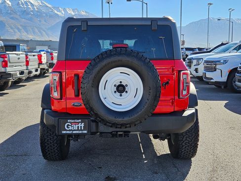 Used 2023 Ford Bronco Wildtrak image 4