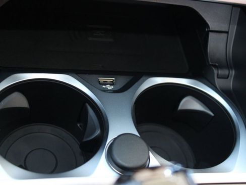 New 2026 BMW 840i 840i w/ Comfort Seating Package image 28