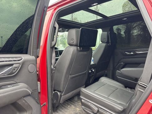 Used 2024 GMC Yukon Denali w/ Advanced Technology Package image 20