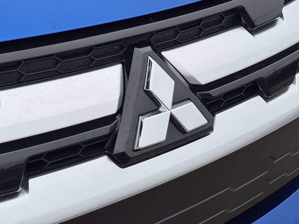 Used 2026 Mitsubishi Outlander Sport SE AWD/4WD image 9
