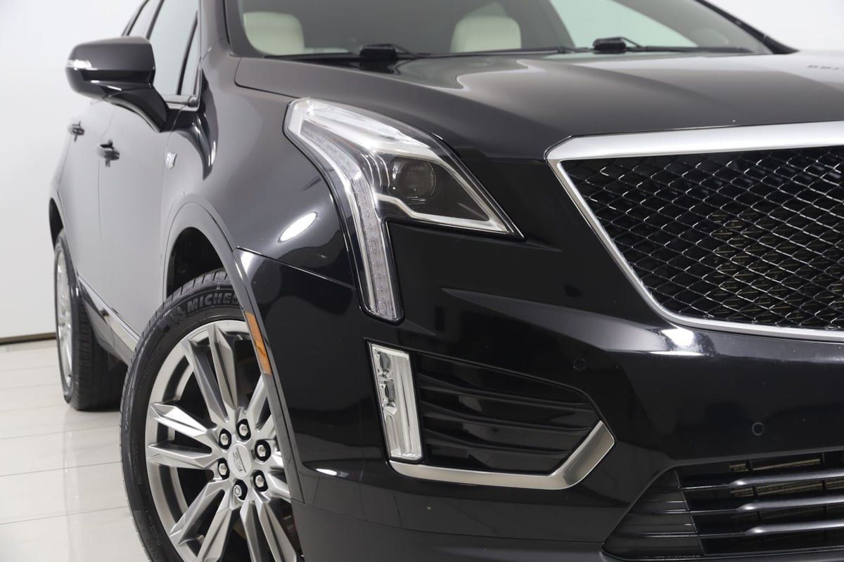 Used 2023 Cadillac XT5 Sportv w/ LPO, Floor Liner Package AWD/4WD image 18
