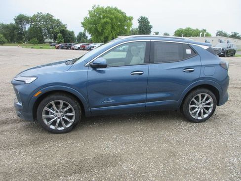 New 2026 Buick Encore GX Avenir w/ Avenir Technology Package AWD/4WD image 9