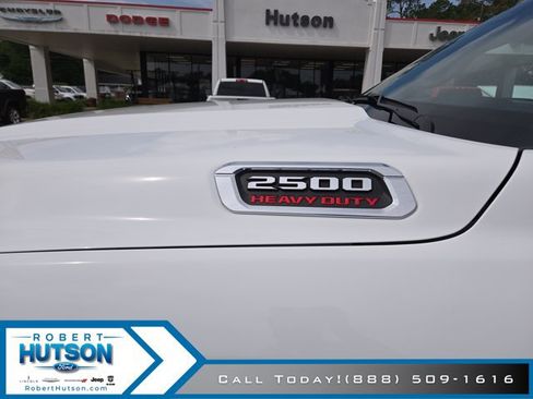 Used 2025 RAM 2500 Big Horn AWD/4WD image 24