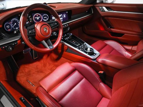 Used 2022 Porsche 911 Turbo image 25