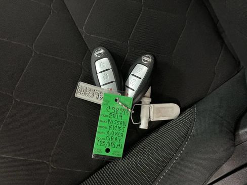 Used 2019 Nissan Kicks S FWD image 23