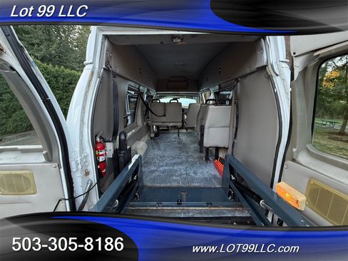 Used 2000 Ford E-350 and Econoline 350 Extended Super Duty image 23