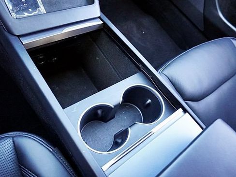 Used 2025 Tesla Model 3 Long Range RWD image 32