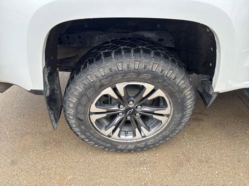 Used 2022 Chevrolet Colorado Z71 image 10