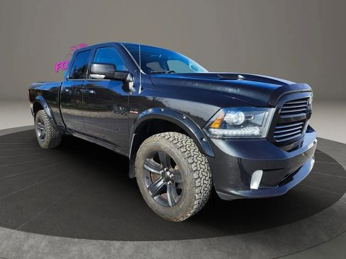 Used 2016 RAM 1500 Sport w/ Black Ram 1500 Sport Group image 9