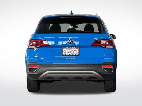 Certified 2023 Volkswagen Taos SE w/ Panoramic Sunroof Package FWD image 6