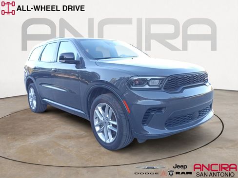 Certified 2024 Dodge Durango GT image 1