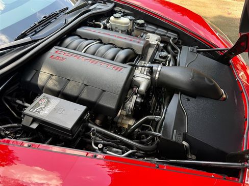 Used 2013 Chevrolet Corvette Grand Sport RWD image 64