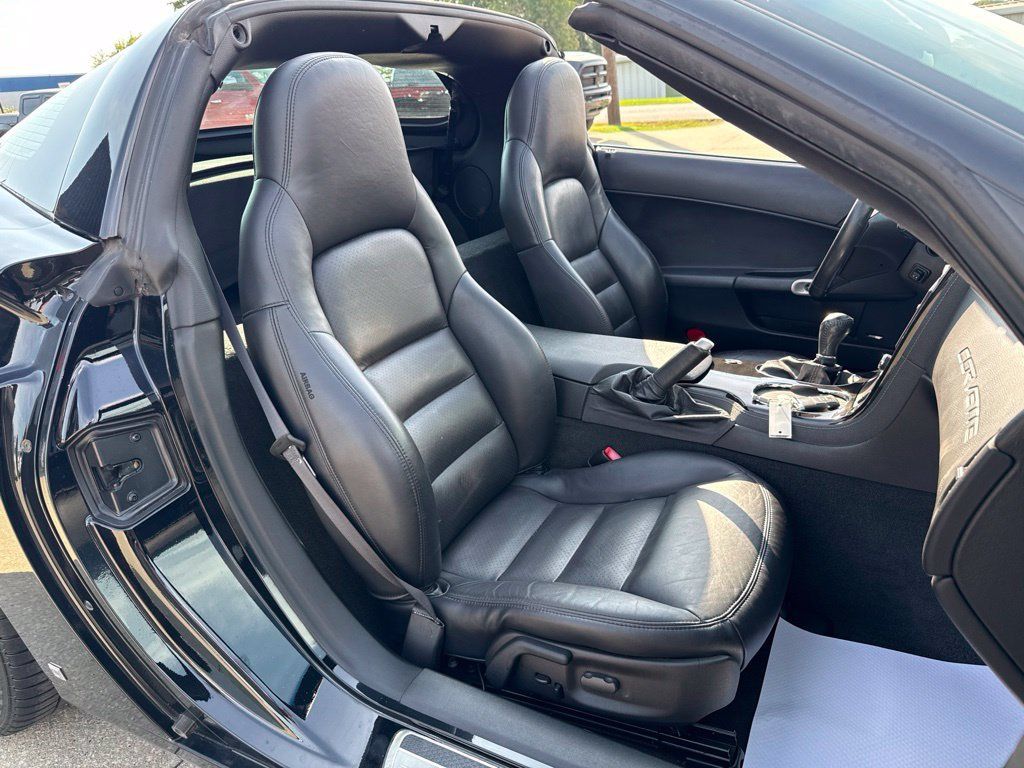 Used 2008 Chevrolet Corvette Coupe w/ Preferred Equipment Group RWD image 47