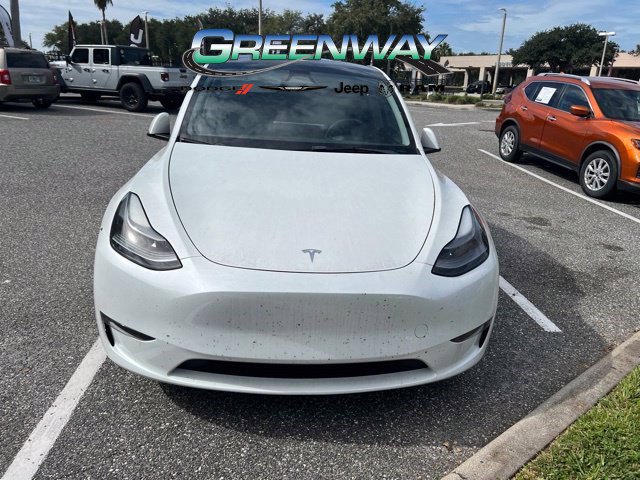 Used 2023 Tesla Model Y Long Range AWD/4WD image 2