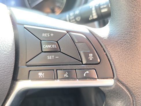 Used 2023 Nissan Kicks SV w/ Interior Electronics Package FWD image 25