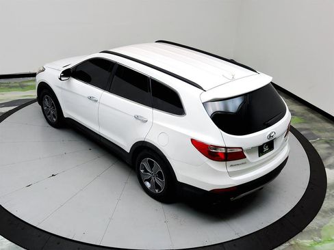 Used 2016 Hyundai Santa Fe SE AWD/4WD image 34