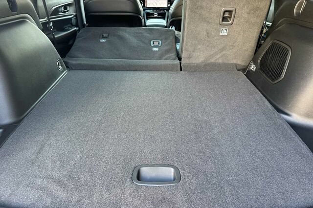 New 2026 Jeep Grand Cherokee Limited AWD/4WD image 12