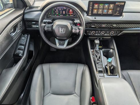 Certified 2025 Honda Accord Touring image 27