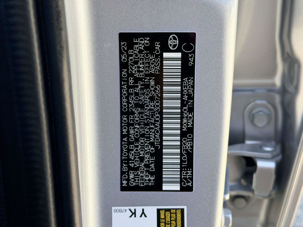 Certified 2023 Toyota Prius LE FWD image 26
