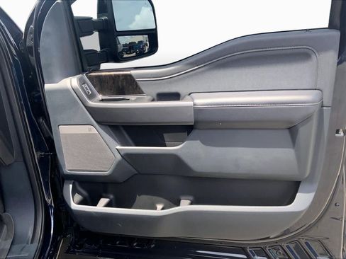 Used 2025 Ford F250 Lariat w/ Lariat Ultimate Package AWD/4WD image 23