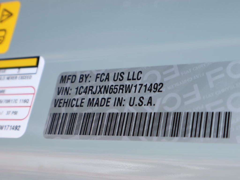 Used 2024 Jeep Wrangler Unlimited AWD/4WD image 39