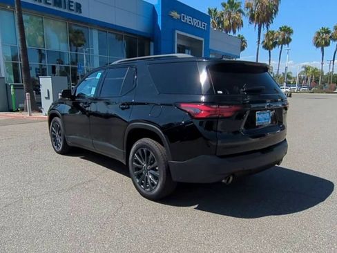 Used 2023 Chevrolet Traverse RS w/ LPO, Cargo Package FWD image 6