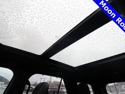 Used 2022 Ford Explorer ST w/ Equipment Group 401A image 5