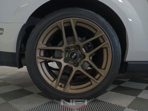 Used 2007 Ford Mustang Shelby GT500 RWD image 22