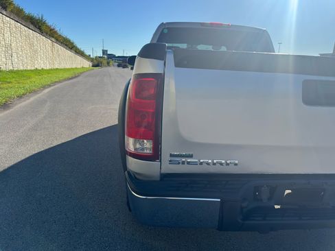 Used 2011 GMC Sierra 1500 SL image 5