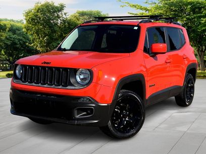 Used 2017 Jeep Renegade Latitude w/ Cold Weather Group