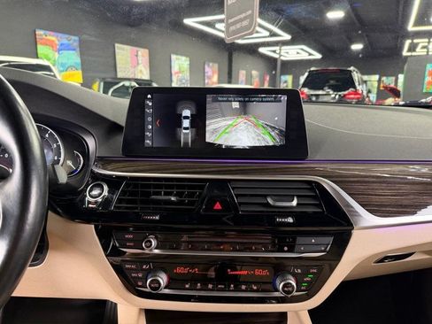 Used 2017 BMW 530i RWD image 13