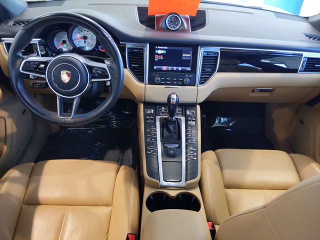Used 2018 Porsche Macan AWD/4WD image 14