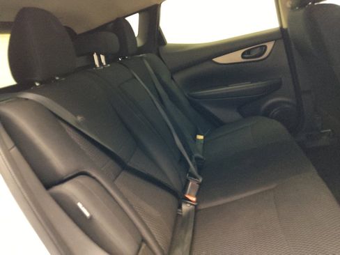 Used 2020 Nissan Rogue Sport S FWD image 19