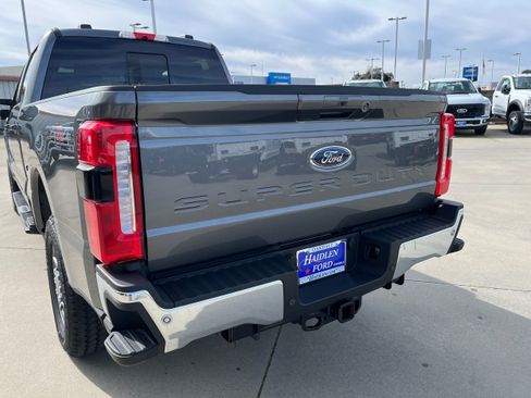 New 2026 Ford F250 Lariat w/ Lariat Premium Package AWD/4WD image 4