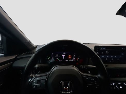 Used 2023 Honda Accord Sport image 7