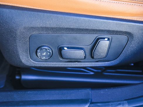 Certified 2025 BMW M340i image 18