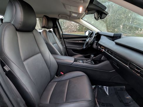 Used 2019 MAZDA MAZDA3 Sedan w/ Select Package image 11