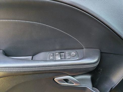 Used 2017 Dodge Challenger R/T Scat Pack w/ Leather Interior Group image 15