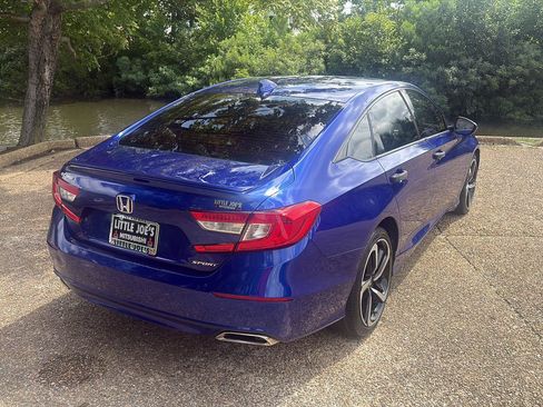 Used 2020 Honda Accord Sport image 5