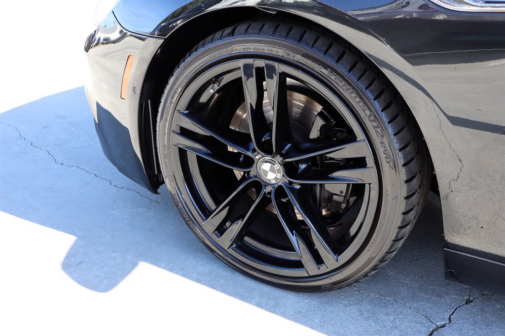Used 2015 BMW 650i Convertible RWD image 24