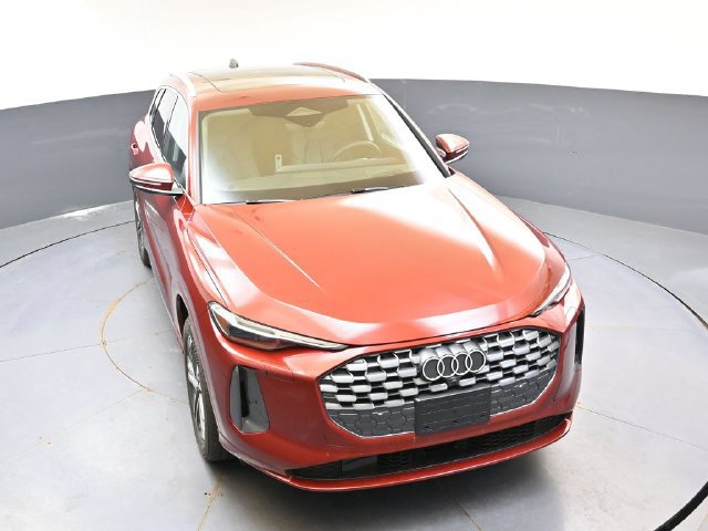Used 2025 Audi Q5 Premium Plus w/ Premium Plus AWD/4WD image 43