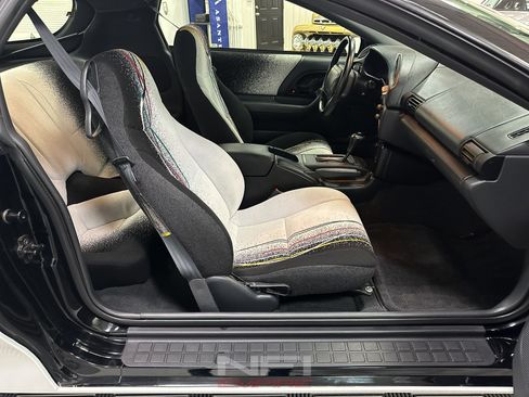 Used 1993 Chevrolet Camaro Z28 RWD image 37