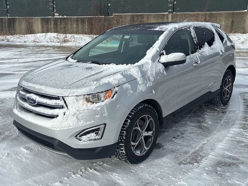 Used 2018 Ford Edge Titanium w/ Canadian Touring Package image 2