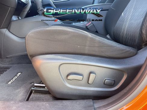 Used 2020 Nissan Rogue SV AWD/4WD image 17