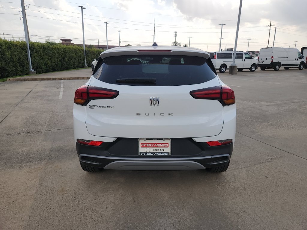 Used 2025 Buick Encore GX Preferred AWD/4WD image 6