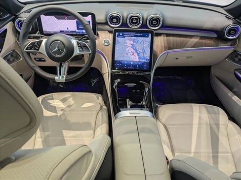 Used 2025 Mercedes-Benz C 300 4MATIC Sedan image 16